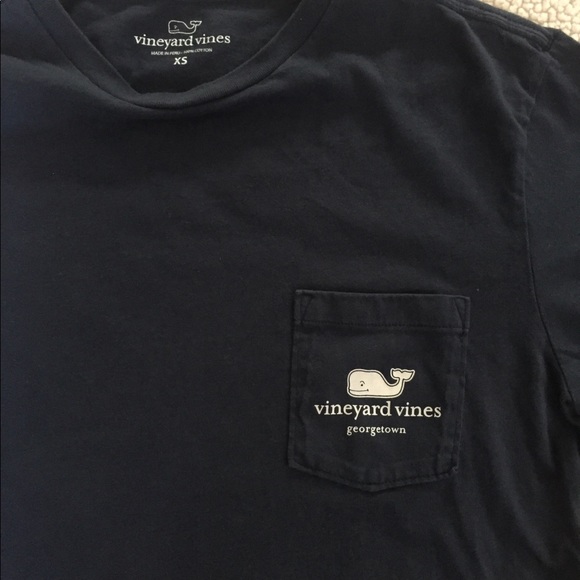 Georgetown Vineyard Vines Shirt - Picture 2 of 3